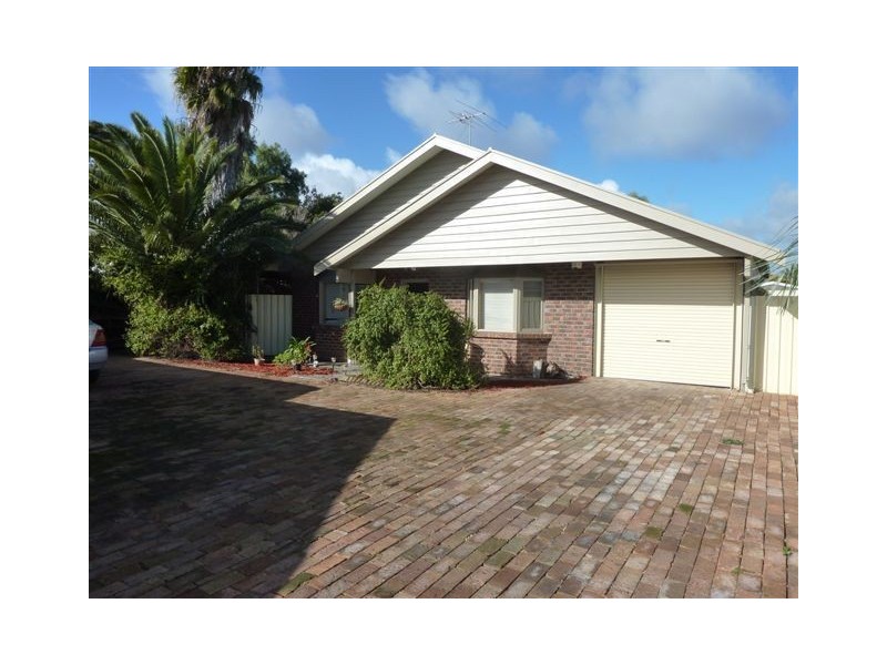 5a Lorraine Avenue, Clarence Park SA 5034