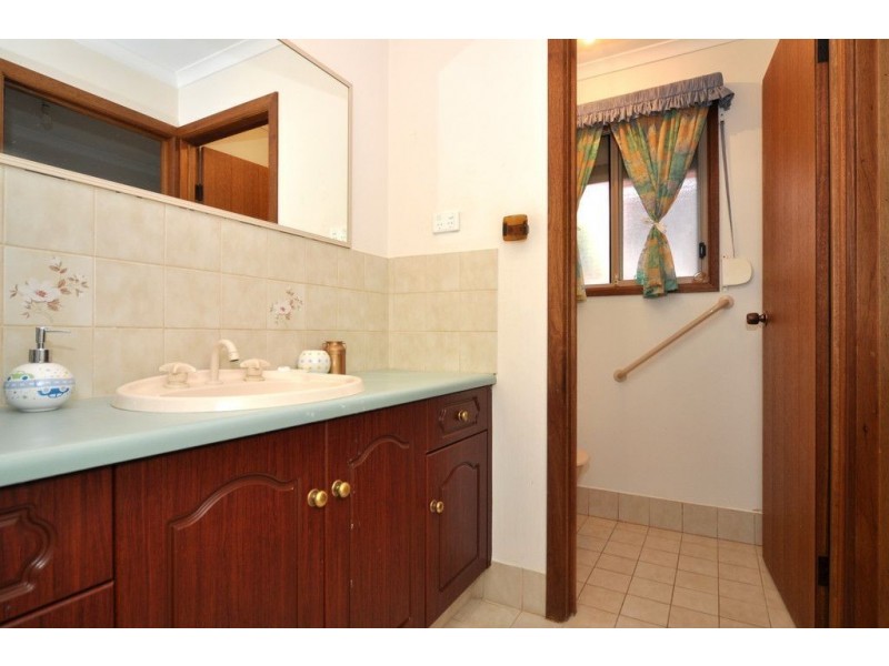 21 Helen Avenue, Aldinga Beach SA 5173