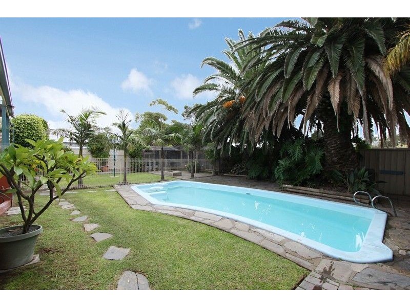 9 Albany Avenue, Port Noarlunga South SA 5167