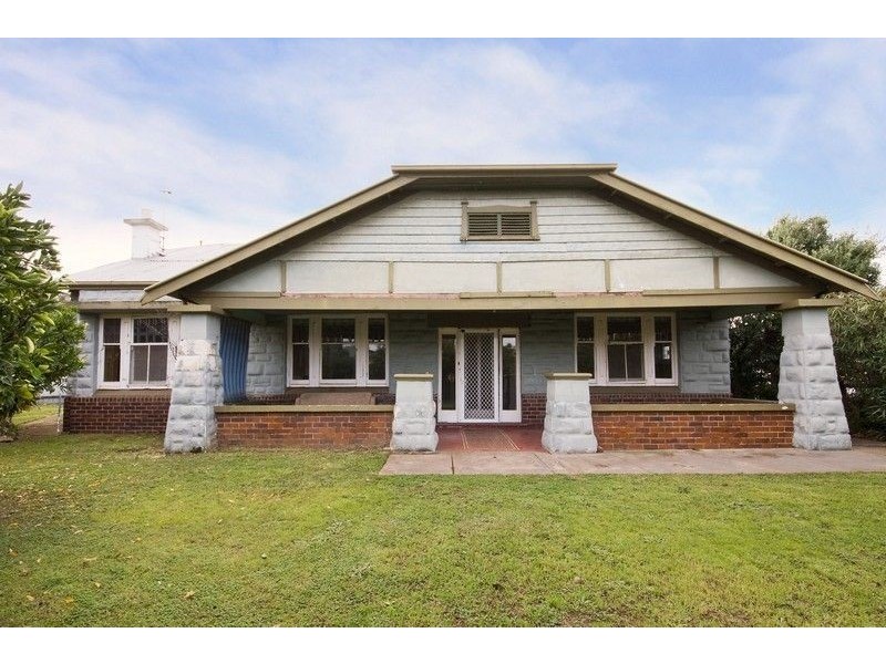 12 Hampton Road, Keswick SA 5035