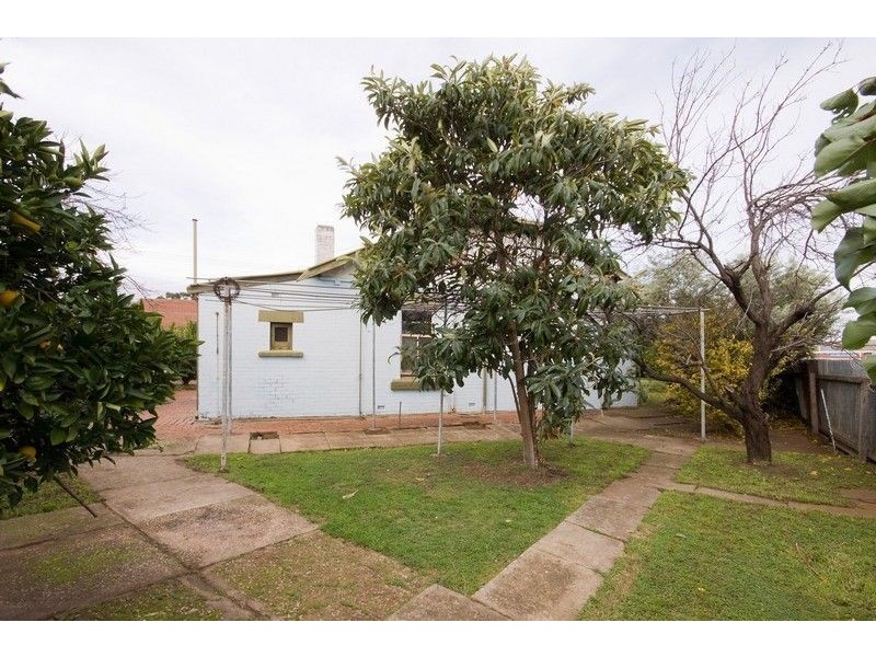 12 Hampton Road, Keswick SA 5035