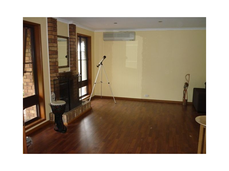 21 Banksia Road, Aberfoyle Park SA 5159