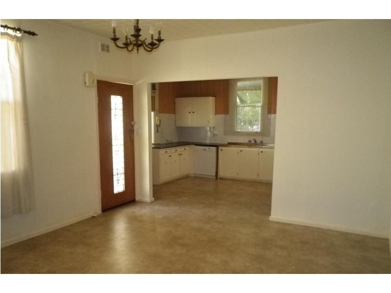 4 Branksome Tce, Dover Gardens SA 5048