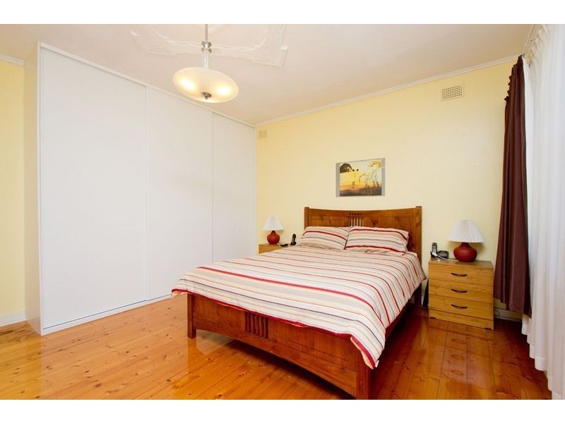 1 Napier Street, Renown Park SA 5008