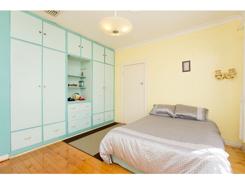 1 Napier Street, Renown Park SA 5008