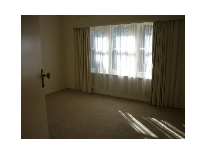 12 Mathias Avenue, Cumberland Park SA 5041