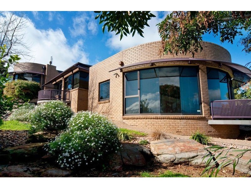 16 Riviera Court, Pasadena SA 5042