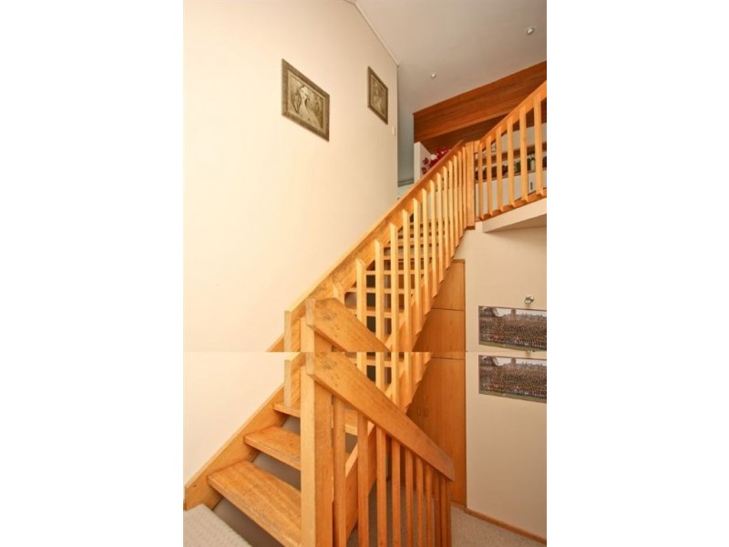 8 Parkers Road, Torrens Park SA 5062