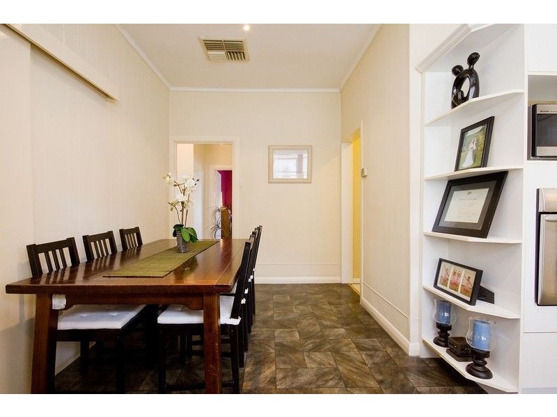 18 Daisy Avenue, Mitchell Park SA 5043