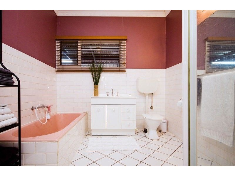 18 Daisy Avenue, Mitchell Park SA 5043