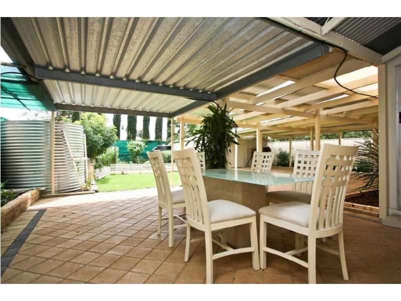 61 Somerset Avenue, Cumberland Park SA 5041