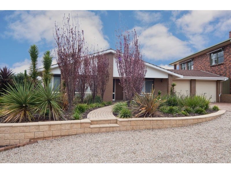 11 Diannella Court, Pasadena SA 5042