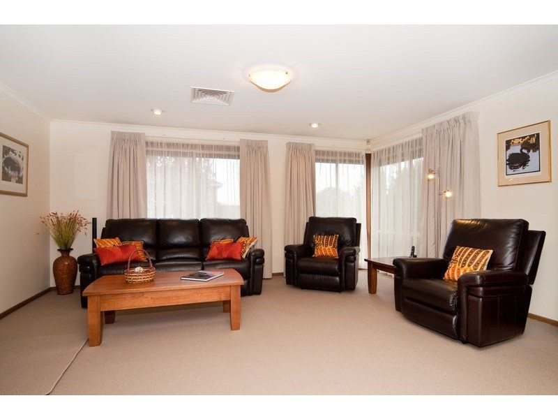 11 Diannella Court, Pasadena SA 5042