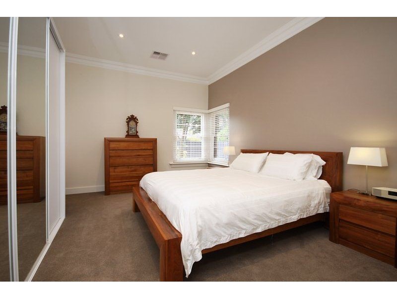 24 King Edward Avenue, Hawthorn SA 5062