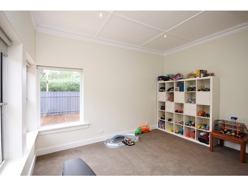 24 King Edward Avenue, Hawthorn SA 5062
