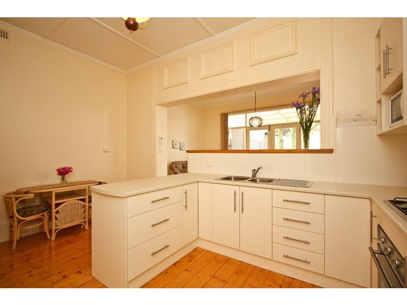 9 South Street, Henley Beach SA 5022