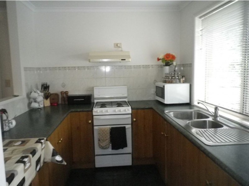 16 Hill Avenue, Cumberland Park SA 5041