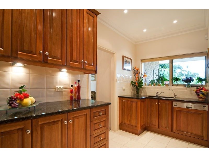 11a Yeltana Avenue, Wattle Park SA 5066