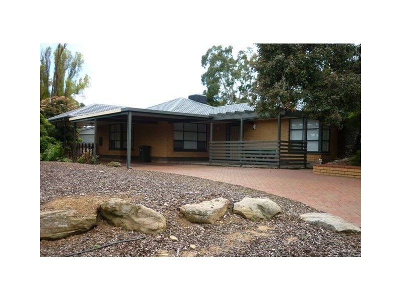 1 Berkeley Road, O’halloran Hill SA 5158