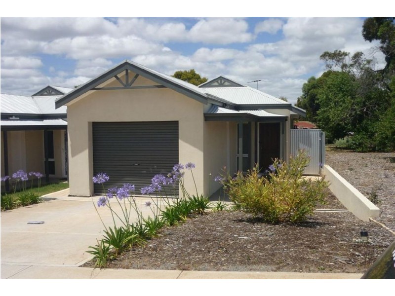 8 Dalkeith Avenue, Morphett Vale SA 5162