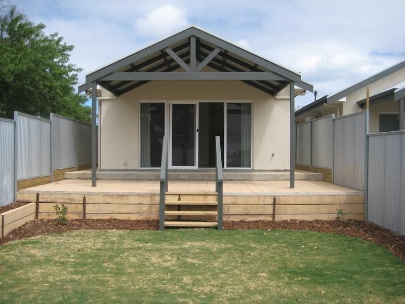 8 Dalkeith Avenue, Morphett Vale SA 5162