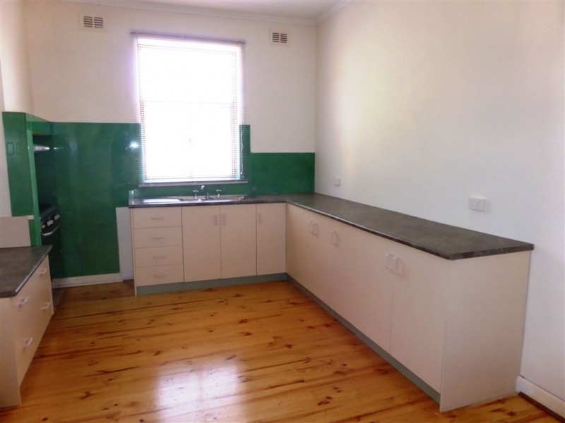 38 Maud Street, Clapham SA 5062