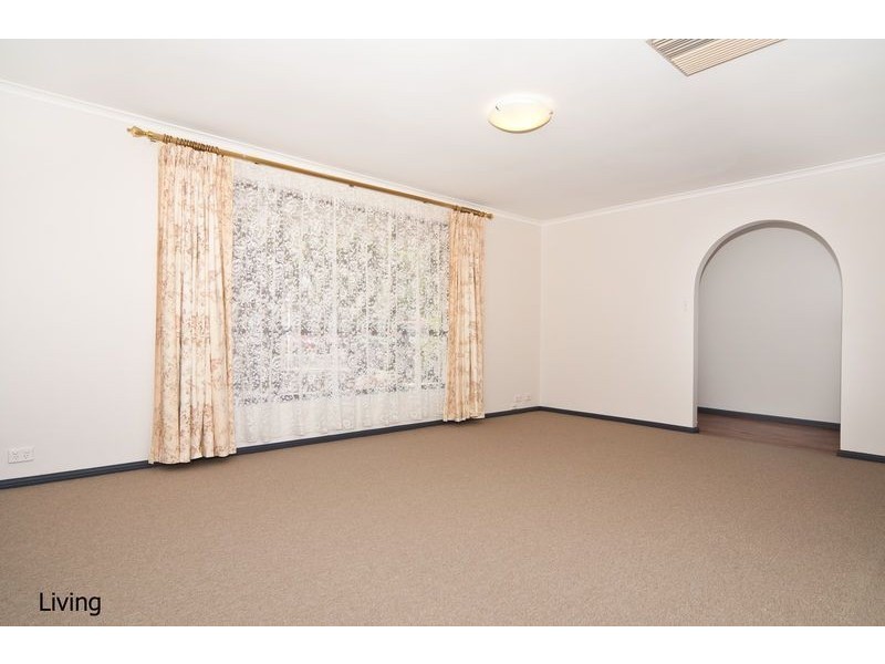 10 Banksia Crescent, Parafield Gardens SA 5107