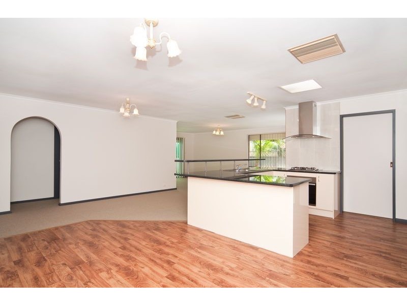 10 Banksia Crescent, Parafield Gardens SA 5107