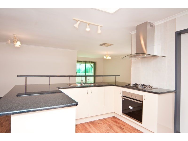 10 Banksia Crescent, Parafield Gardens SA 5107