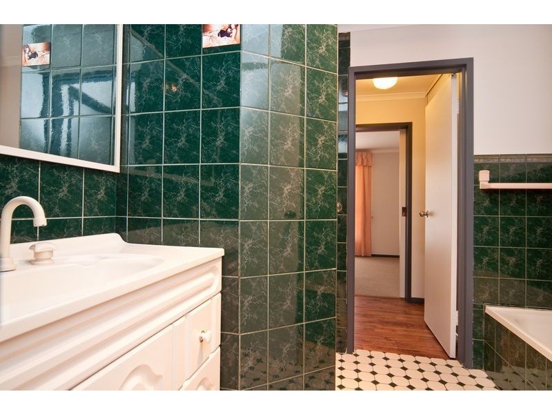 10 Banksia Crescent, Parafield Gardens SA 5107