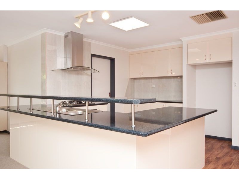 10 Banksia Crescent, Parafield Gardens SA 5107