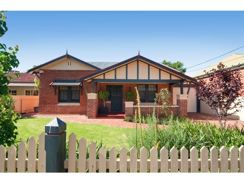 38 Albert Street, Clarence Gardens SA 5039