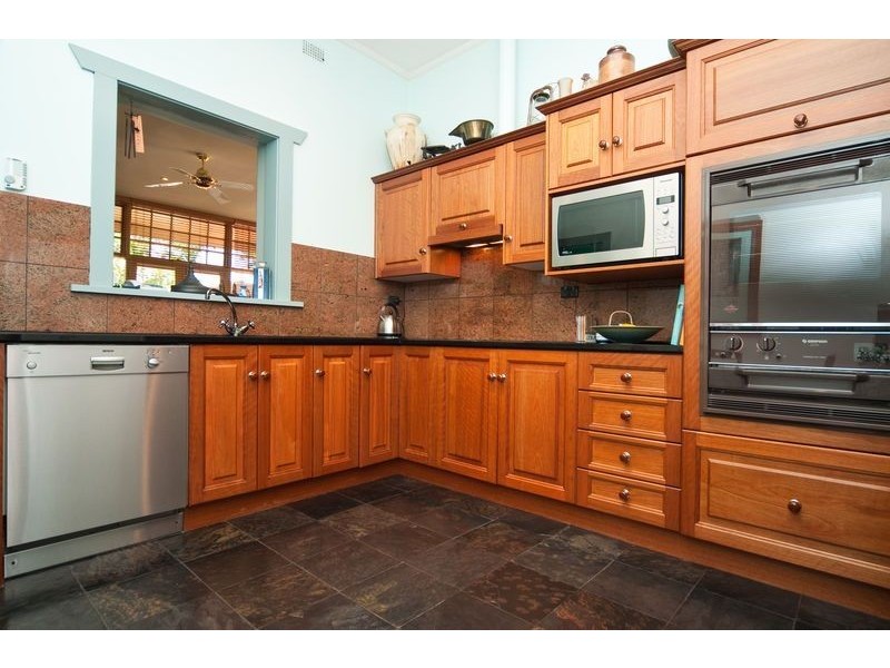 38 Albert Street, Clarence Gardens SA 5039