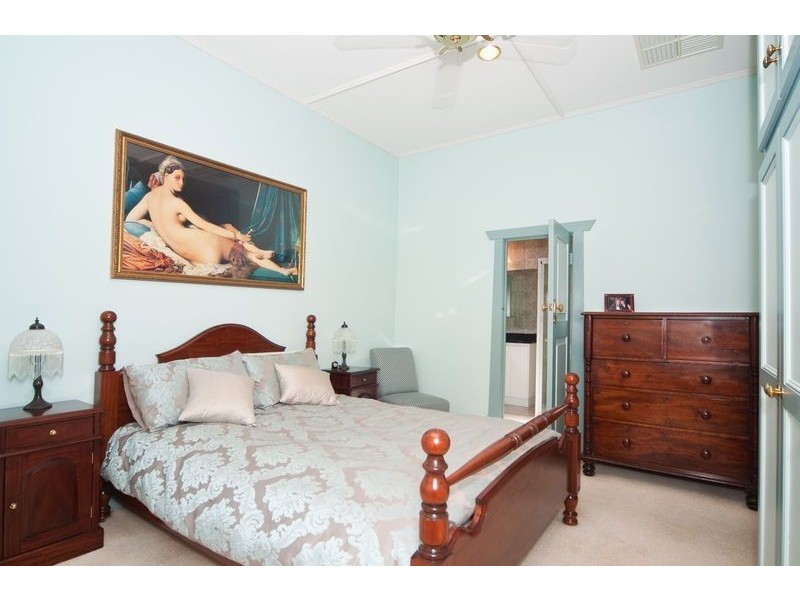 38 Albert Street, Clarence Gardens SA 5039