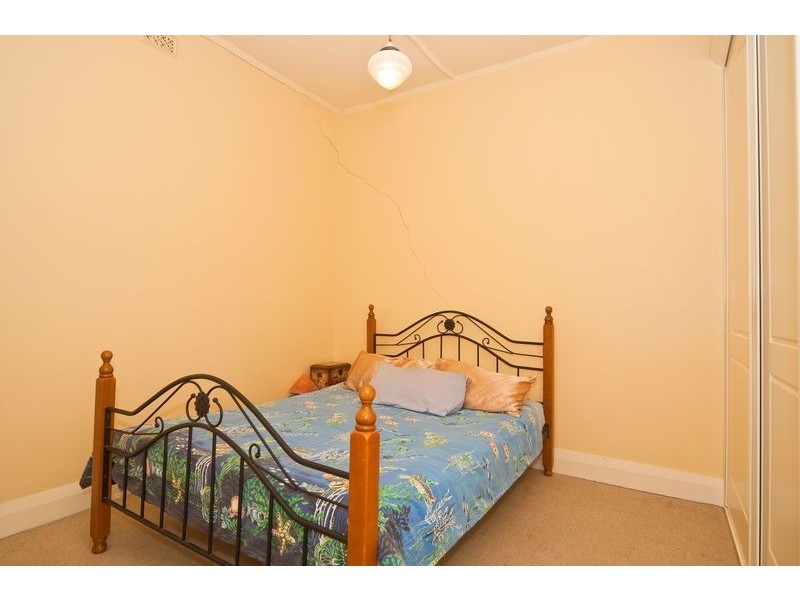 24 Lorraine Avenue, Clarence Park SA 5034