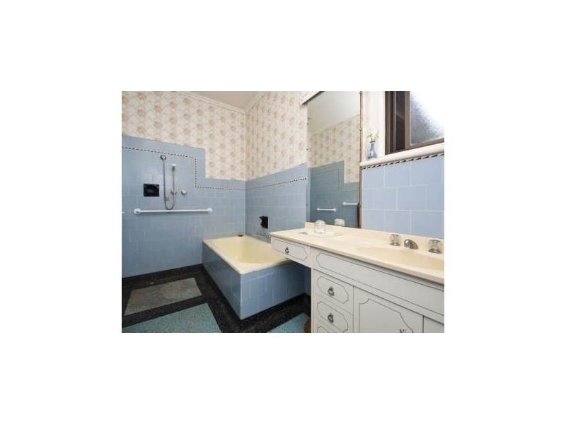 1 Urrbrae Tce, Plympton SA 5038