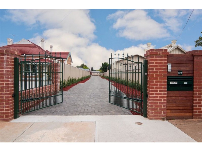 4/82A Wilpena Terrace, Kilkenny SA 5009
