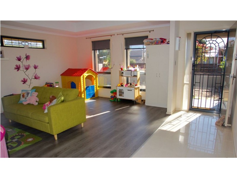 11 Rotorua Avenue, Park Holme SA 5043