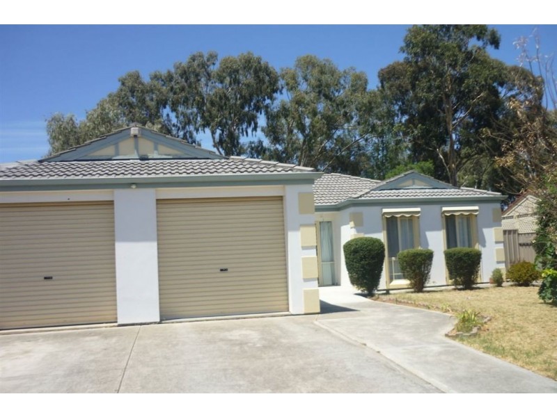 2 Kensington Street, Clovelly Park SA 5042