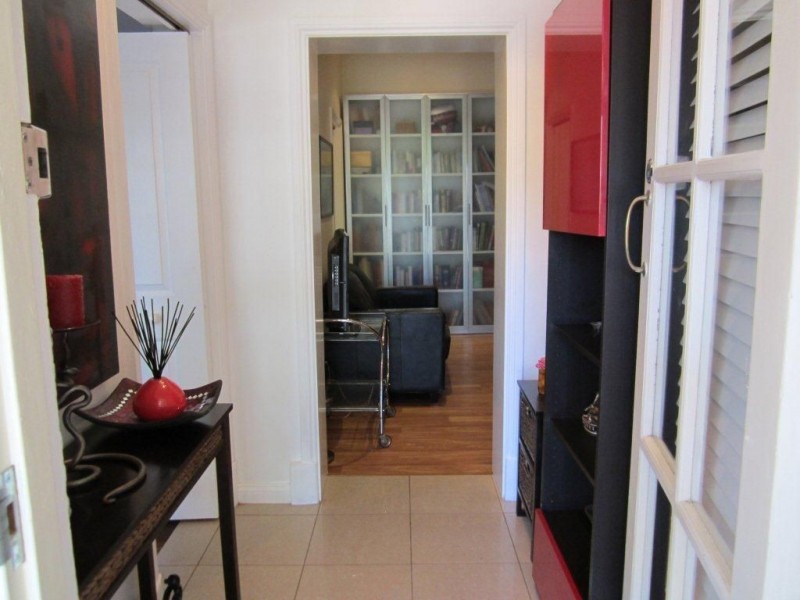3 Price Avenue, Lower Mitcham SA 5062