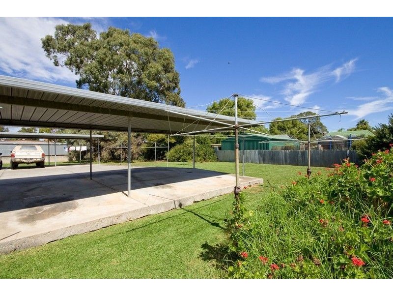 18 Almond Grove, Glandore SA 5037