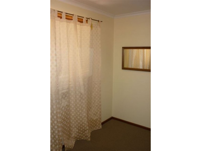 10 Sandison Ave, Park Holme SA 5043