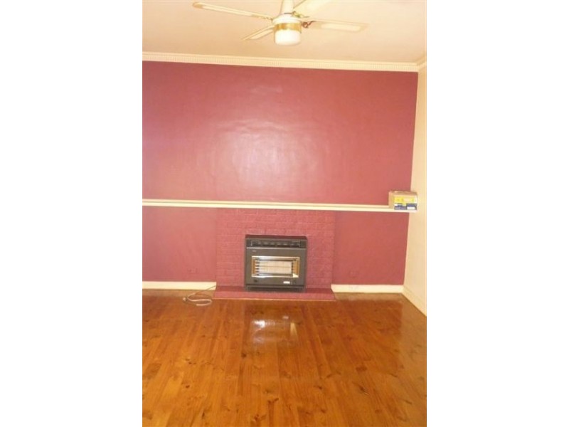 3 Crozier Ave, Oaklands Park SA 5046