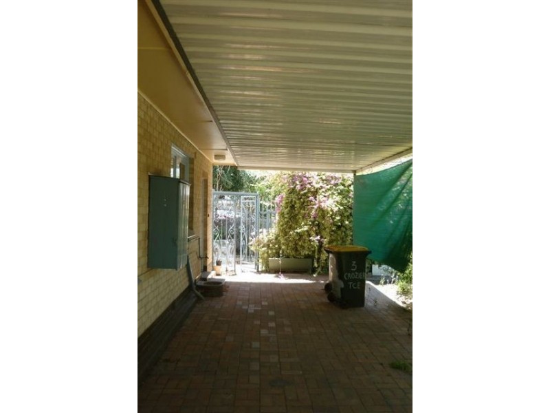 3 Crozier Ave, Oaklands Park SA 5046