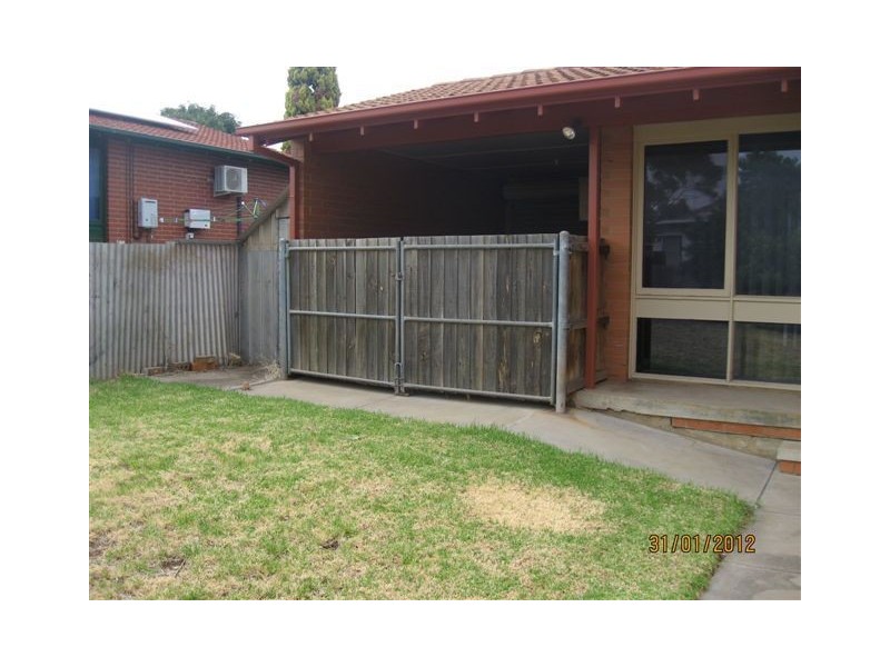 34 Poznan Crescent, Hackham West SA 5163