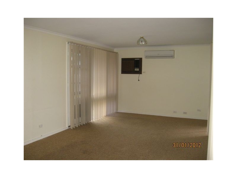 34 Poznan Crescent, Hackham West SA 5163