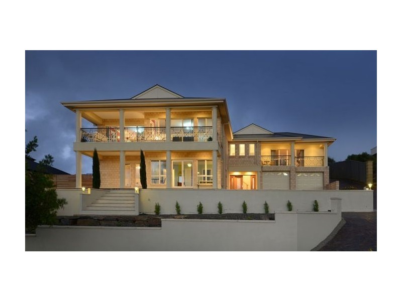 9 Harrier Court, Darlington SA 5047