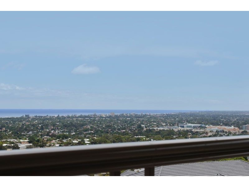 9 Harrier Court, Darlington SA 5047