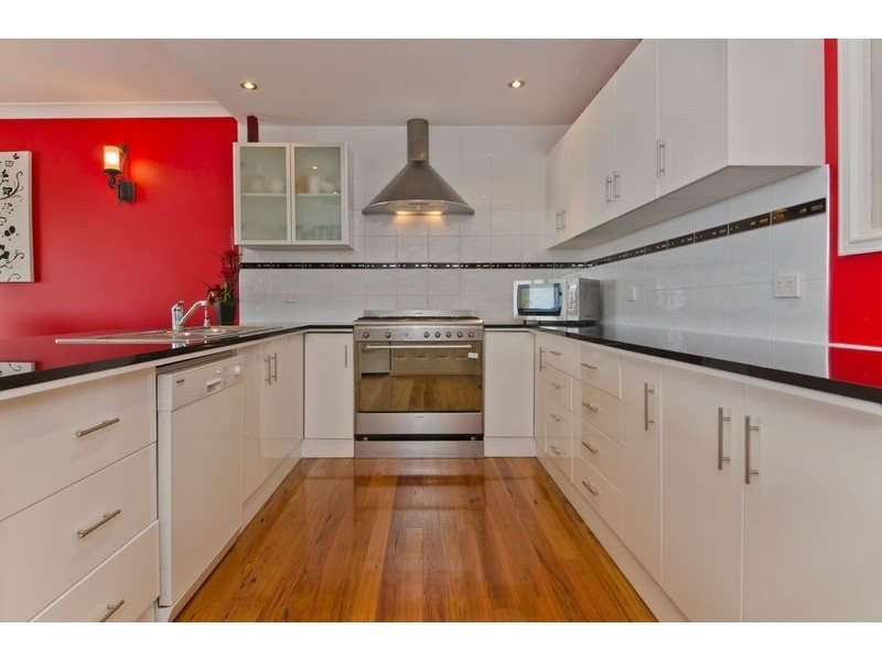 9 Harrier Court, Darlington SA 5047