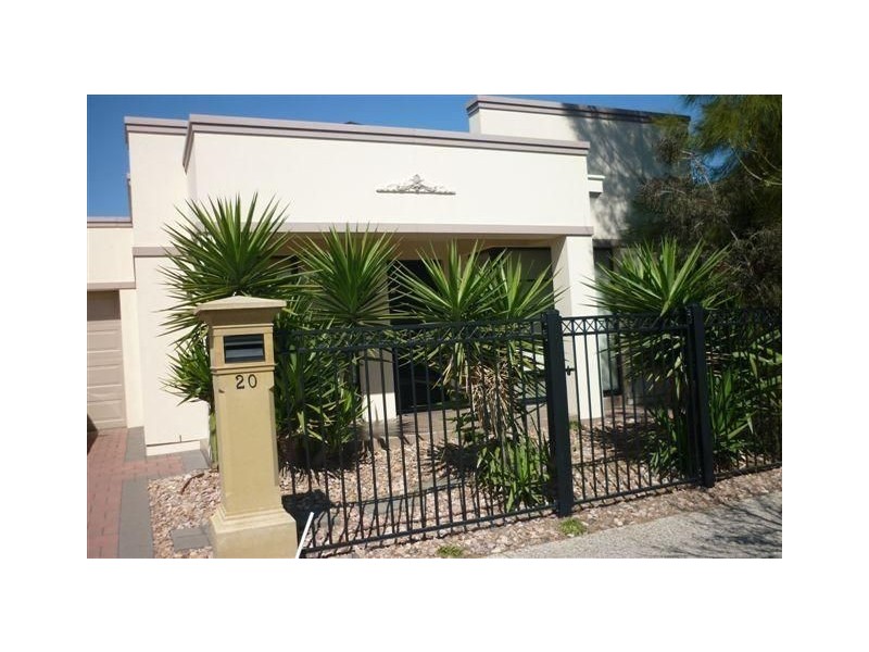 20 Shoalhaven Circuit, Mawson Lakes SA 5095